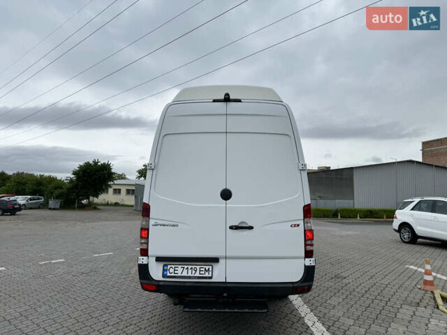 Белый Мерседес Sprinter, объемом двигателя 2.99 л и пробегом 500 тыс. км за 29999 $, фото 5 на Automoto.ua