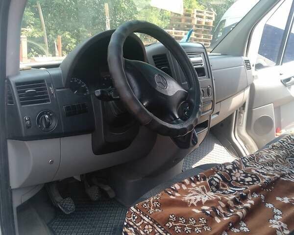 Білий Мерседес Sprinter, об'ємом двигуна 2.14 л та пробігом 522 тис. км за 10400 $, фото 3 на Automoto.ua