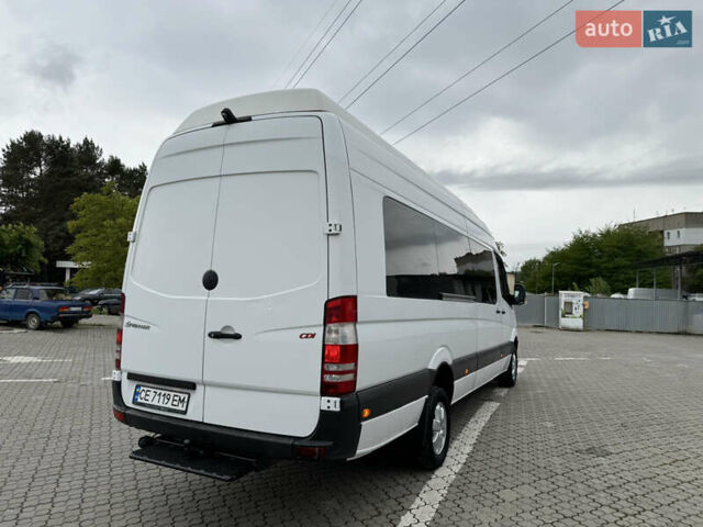 Белый Мерседес Sprinter, объемом двигателя 2.99 л и пробегом 500 тыс. км за 29999 $, фото 4 на Automoto.ua