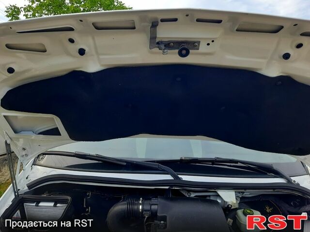 Белый Мерседес Sprinter, объемом двигателя 3 л и пробегом 500 тыс. км за 17900 $, фото 13 на Automoto.ua