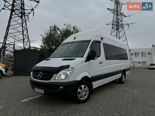 Белый Мерседес Sprinter, объемом двигателя 2.99 л и пробегом 500 тыс. км за 29999 $, фото 10 на Automoto.ua