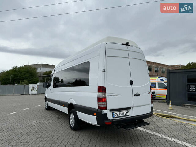 Белый Мерседес Sprinter, объемом двигателя 2.99 л и пробегом 500 тыс. км за 29999 $, фото 6 на Automoto.ua
