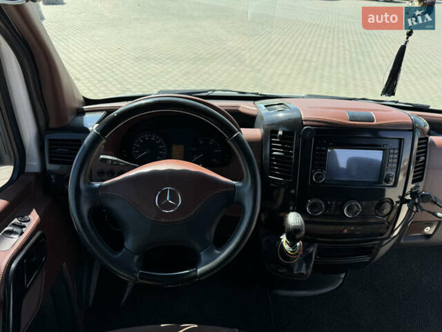 Белый Мерседес Sprinter, объемом двигателя 2.99 л и пробегом 500 тыс. км за 29999 $, фото 25 на Automoto.ua