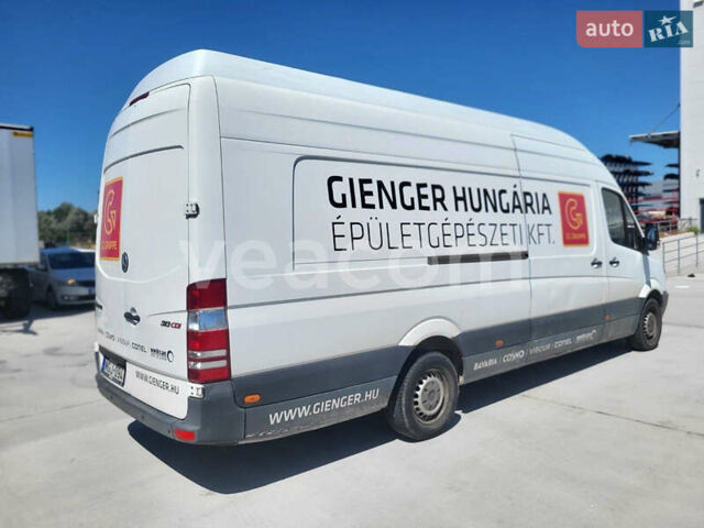Белый Мерседес Sprinter, объемом двигателя 2.2 л и пробегом 262 тыс. км за 14172 $, фото 4 на Automoto.ua