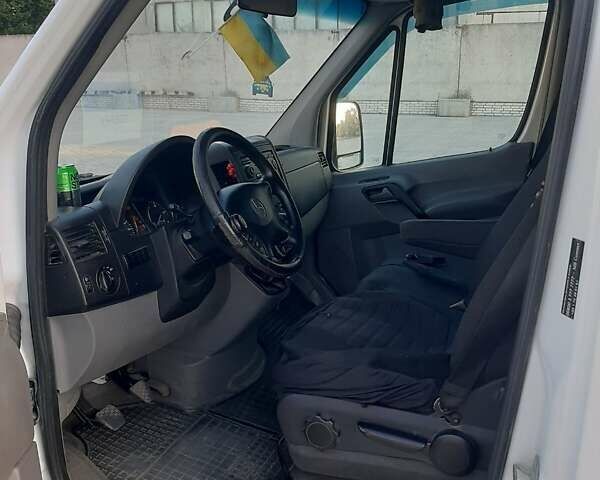 Білий Мерседес Sprinter, об'ємом двигуна 2.14 л та пробігом 700 тис. км за 12000 $, фото 4 на Automoto.ua