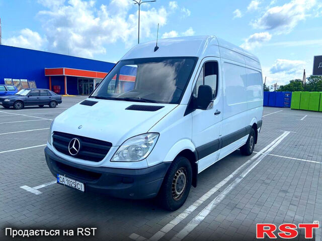 Белый Мерседес Sprinter, объемом двигателя 2.1 л и пробегом 312 тыс. км за 16500 $, фото 11 на Automoto.ua