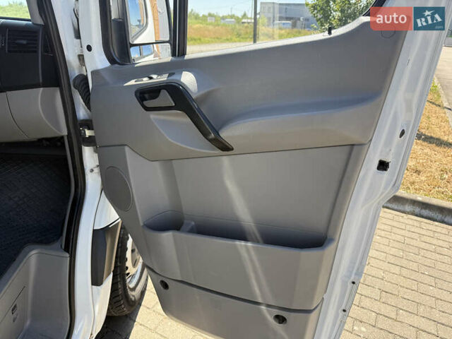 Білий Мерседес Sprinter, об'ємом двигуна 2.99 л та пробігом 324 тис. км за 17500 $, фото 16 на Automoto.ua