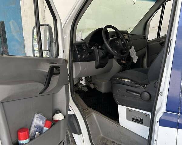 Білий Мерседес Sprinter, об'ємом двигуна 2.14 л та пробігом 615 тис. км за 11999 $, фото 9 на Automoto.ua