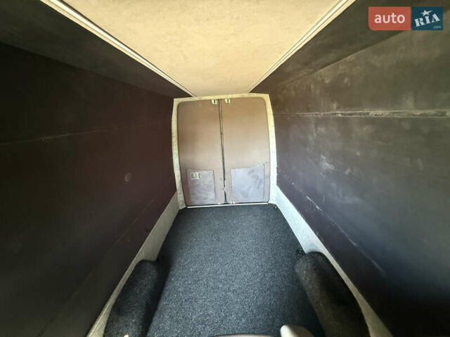 Білий Мерседес Sprinter, об'ємом двигуна 2.99 л та пробігом 324 тис. км за 17500 $, фото 18 на Automoto.ua