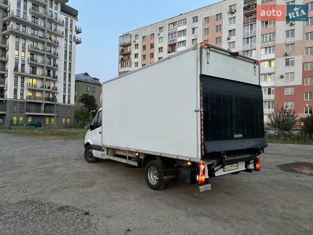 Белый Мерседес Sprinter, объемом двигателя 2.15 л и пробегом 530 тыс. км за 16500 $, фото 7 на Automoto.ua