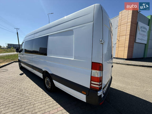 Білий Мерседес Sprinter, об'ємом двигуна 2.99 л та пробігом 324 тис. км за 17500 $, фото 12 на Automoto.ua