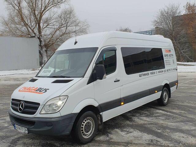 Белый Мерседес Sprinter, объемом двигателя 2.1 л и пробегом 330 тыс. км за 27500 $, фото 12 на Automoto.ua