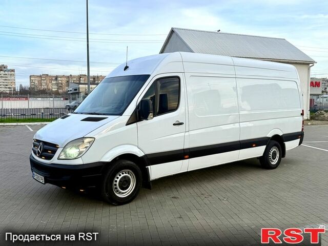 Білий Мерседес Sprinter, об'ємом двигуна 2.1 л та пробігом 400 тис. км за 12900 $, фото 1 на Automoto.ua