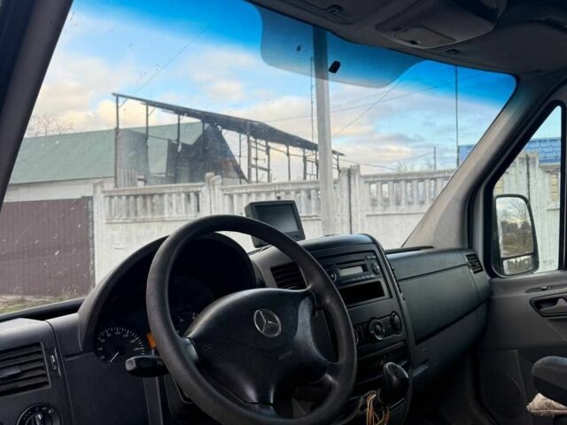 Білий Мерседес Sprinter, об'ємом двигуна 2.1 л та пробігом 300 тис. км за 6700 $, фото 5 на Automoto.ua