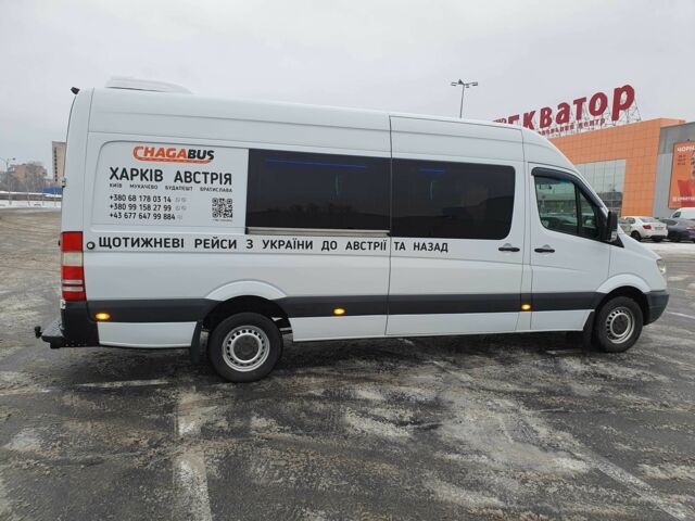 Белый Мерседес Sprinter, объемом двигателя 2.1 л и пробегом 330 тыс. км за 27500 $, фото 7 на Automoto.ua