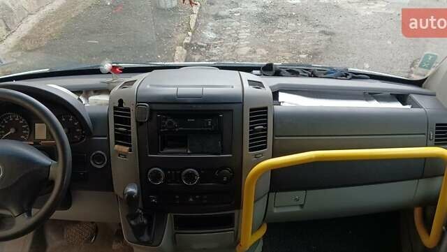 Білий Мерседес Sprinter, об'ємом двигуна 1.8 л та пробігом 340 тис. км за 12000 $, фото 4 на Automoto.ua