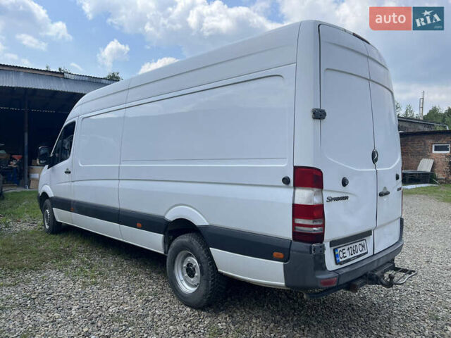 Белый Мерседес Sprinter, объемом двигателя 2.14 л и пробегом 450 тыс. км за 16368 $, фото 1 на Automoto.ua