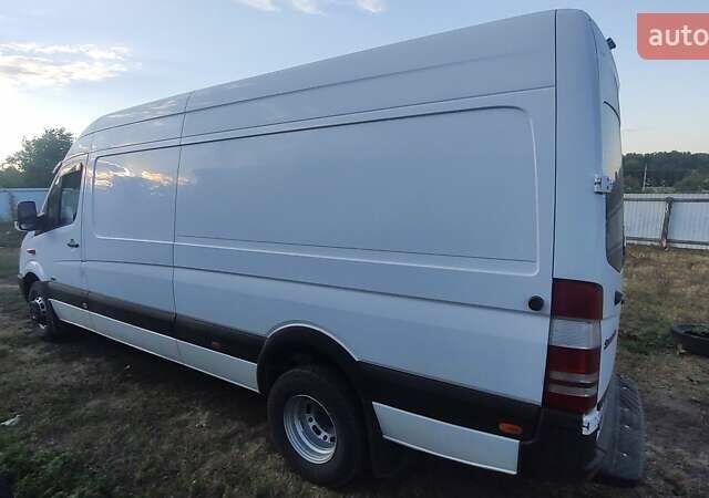 Белый Мерседес Sprinter, объемом двигателя 2.99 л и пробегом 628 тыс. км за 20000 $, фото 5 на Automoto.ua