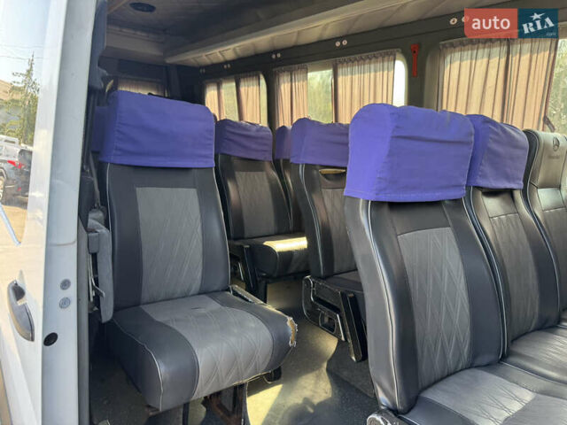 Білий Мерседес Sprinter, об'ємом двигуна 2.9 л та пробігом 746 тис. км за 19999 $, фото 16 на Automoto.ua