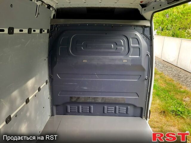 Белый Мерседес Sprinter, объемом двигателя 3 л и пробегом 500 тыс. км за 17900 $, фото 5 на Automoto.ua