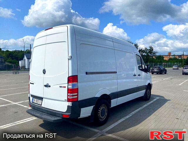 Белый Мерседес Sprinter, объемом двигателя 2.1 л и пробегом 312 тыс. км за 16500 $, фото 8 на Automoto.ua