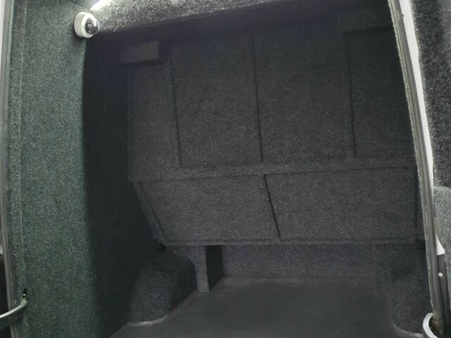 Белый Мерседес Sprinter, объемом двигателя 2.1 л и пробегом 330 тыс. км за 27500 $, фото 1 на Automoto.ua