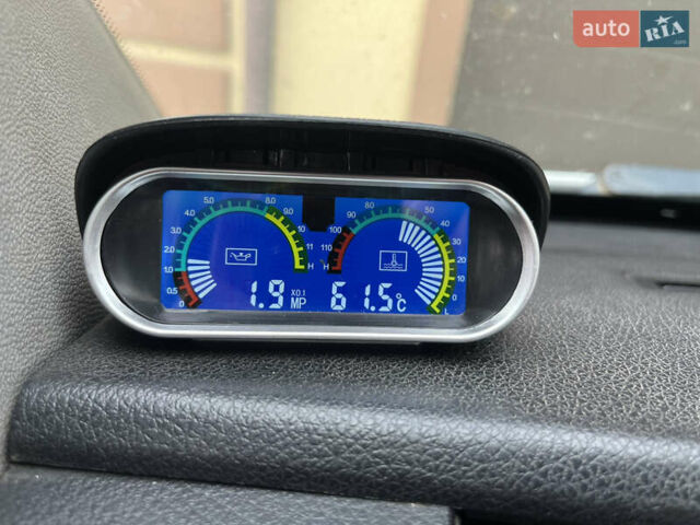 Белый Мерседес Sprinter, объемом двигателя 2.1 л и пробегом 303 тыс. км за 14999 $, фото 8 на Automoto.ua