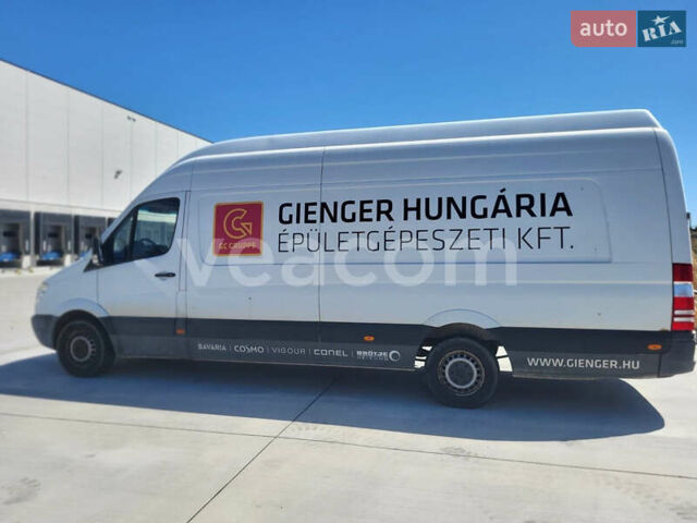 Белый Мерседес Sprinter, объемом двигателя 2.2 л и пробегом 262 тыс. км за 14172 $, фото 6 на Automoto.ua