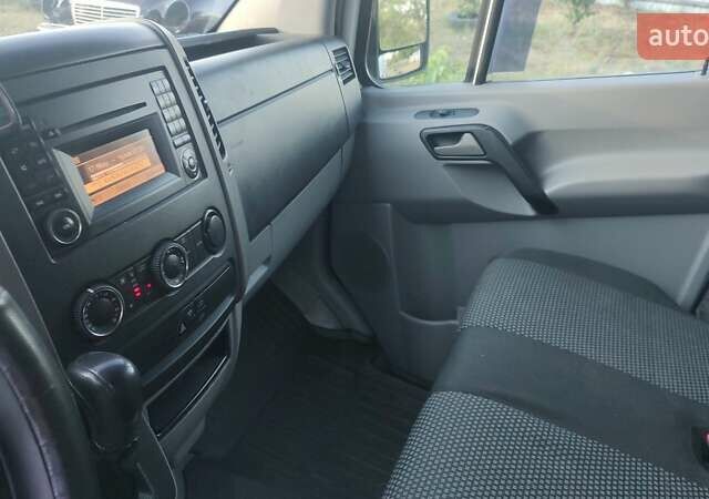 Білий Мерседес Sprinter, об'ємом двигуна 2.99 л та пробігом 628 тис. км за 22000 $, фото 8 на Automoto.ua