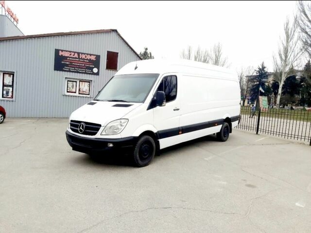 Білий Мерседес Sprinter, об'ємом двигуна 2.2 л та пробігом 300 тис. км за 11990 $, фото 1 на Automoto.ua