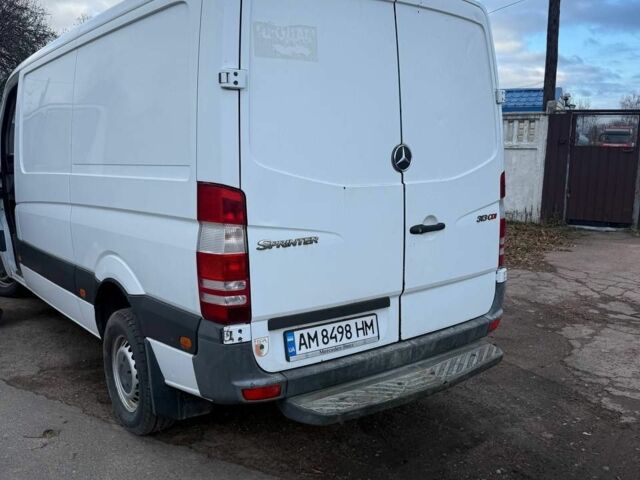 Білий Мерседес Sprinter, об'ємом двигуна 2.1 л та пробігом 300 тис. км за 6700 $, фото 3 на Automoto.ua