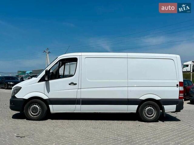 Белый Мерседес Sprinter, объемом двигателя 2.2 л и пробегом 275 тыс. км за 14990 $, фото 29 на Automoto.ua
