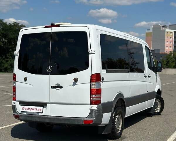 Белый Мерседес Sprinter, объемом двигателя 2.99 л и пробегом 489 тыс. км за 13499 $, фото 6 на Automoto.ua