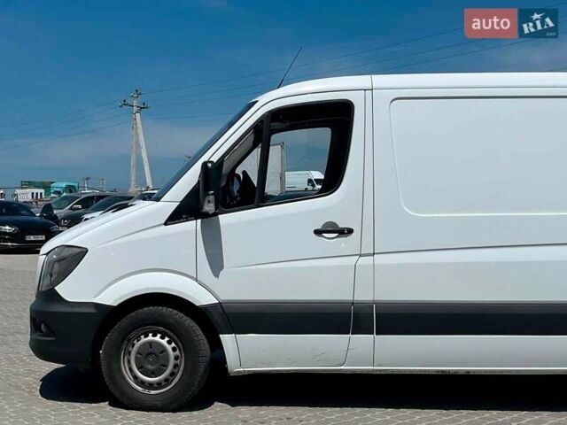 Белый Мерседес Sprinter, объемом двигателя 2.2 л и пробегом 275 тыс. км за 14990 $, фото 32 на Automoto.ua