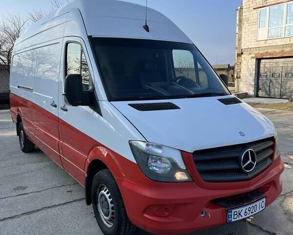Белый Мерседес Sprinter, объемом двигателя 2.2 л и пробегом 400 тыс. км за 11500 $, фото 9 на Automoto.ua