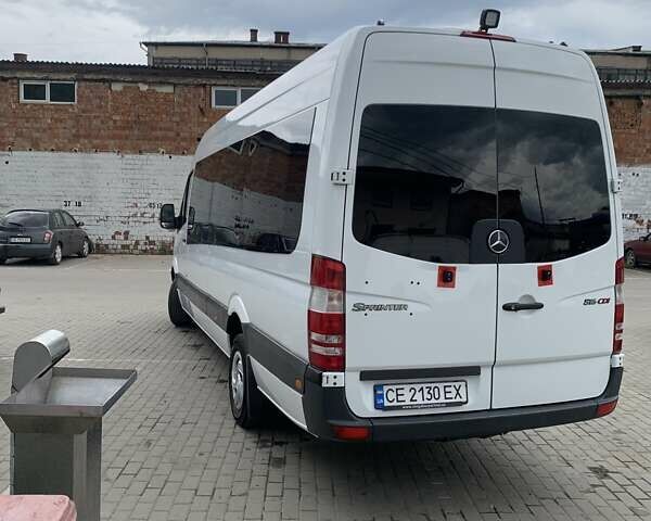 Белый Мерседес Sprinter, объемом двигателя 2.14 л и пробегом 418 тыс. км за 35000 $, фото 1 на Automoto.ua
