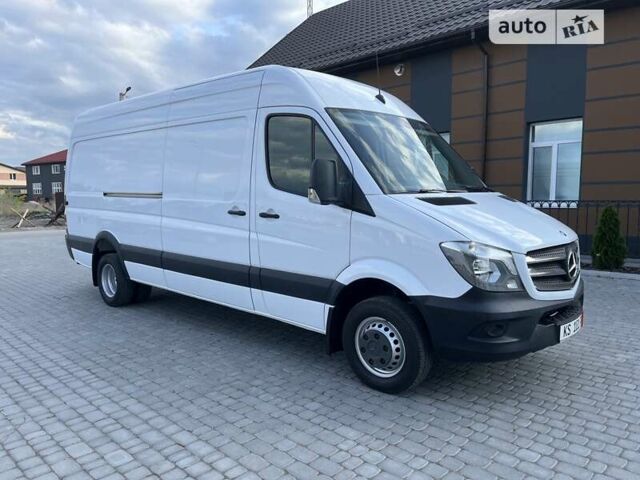 Белый Мерседес Sprinter, объемом двигателя 3 л и пробегом 488 тыс. км за 27990 $, фото 2 на Automoto.ua