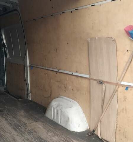 Белый Мерседес Sprinter, объемом двигателя 2.14 л и пробегом 481 тыс. км за 14000 $, фото 17 на Automoto.ua