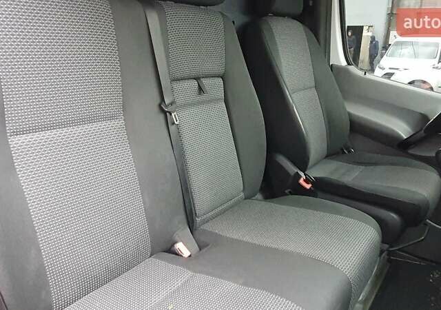 Білий Мерседес Sprinter, об'ємом двигуна 2.1 л та пробігом 340 тис. км за 13000 $, фото 16 на Automoto.ua