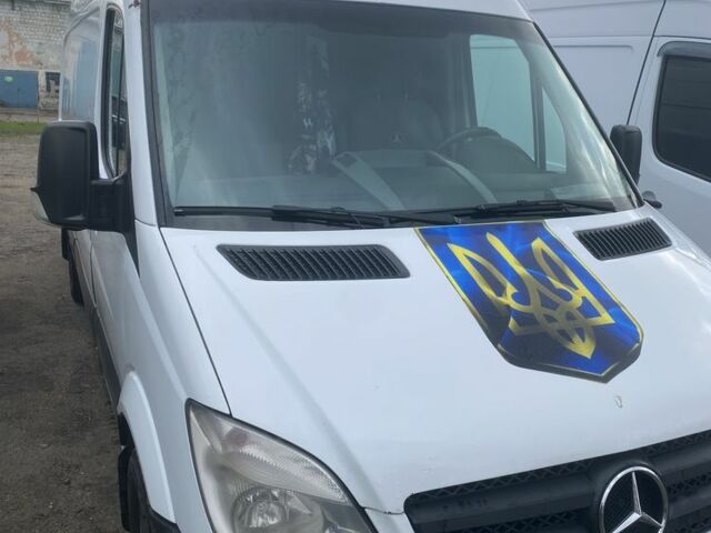 Білий Мерседес Sprinter, об'ємом двигуна 2.1 л та пробігом 100 тис. км за 11800 $, фото 1 на Automoto.ua