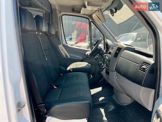 Белый Мерседес Sprinter, объемом двигателя 2.2 л и пробегом 275 тыс. км за 14990 $, фото 21 на Automoto.ua