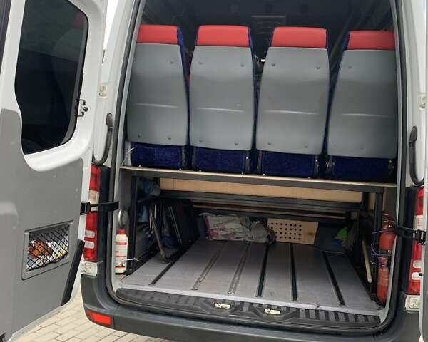 Белый Мерседес Sprinter, объемом двигателя 2.14 л и пробегом 418 тыс. км за 35000 $, фото 20 на Automoto.ua