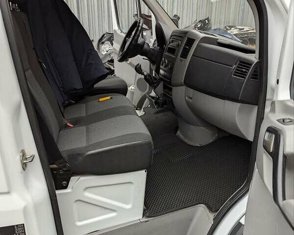 Белый Мерседес Sprinter, объемом двигателя 2.14 л и пробегом 370 тыс. км за 12500 $, фото 19 на Automoto.ua