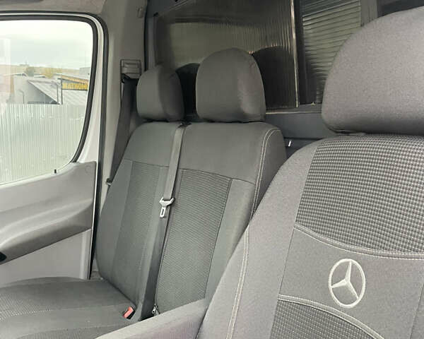 Мерседес Sprinter 2013 у Ужгороді на Automoto.ua Білий Мерседес Sprinter, об'ємом двигуна 2.14 л та пробігом 390 тис. км за 11000 $, фото 8 на Automoto.ua