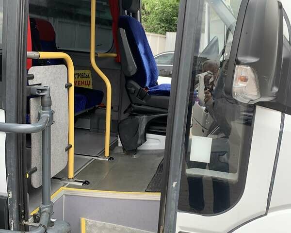 Белый Мерседес Sprinter, объемом двигателя 2.14 л и пробегом 418 тыс. км за 35000 $, фото 12 на Automoto.ua