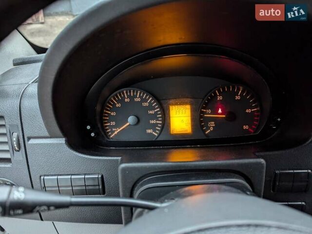 Белый Мерседес Sprinter, объемом двигателя 2.14 л и пробегом 370 тыс. км за 12500 $, фото 47 на Automoto.ua