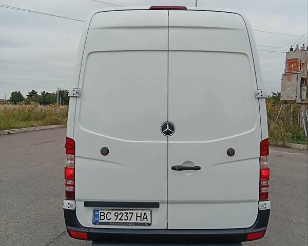 Мерседес Sprinter 2013 в Львове на Automoto.ua Белый Мерседес Sprinter, объемом двигателя 2.1 л и пробегом 304 тыс. км за 16500 $, фото 2 на Automoto.ua