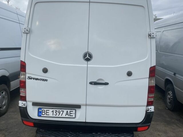 Білий Мерседес Sprinter, об'ємом двигуна 2.1 л та пробігом 100 тис. км за 11800 $, фото 2 на Automoto.ua