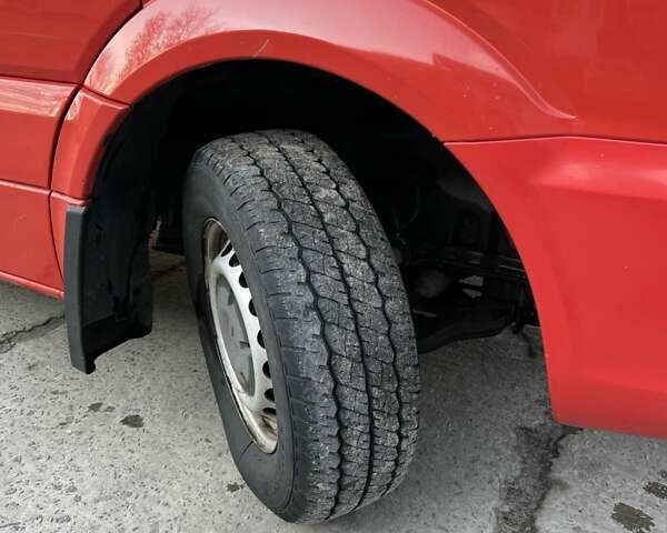 Белый Мерседес Sprinter, объемом двигателя 2.2 л и пробегом 400 тыс. км за 11500 $, фото 7 на Automoto.ua