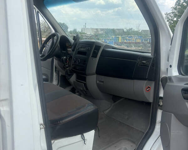 Білий Мерседес Sprinter, об'ємом двигуна 2.14 л та пробігом 512 тис. км за 10000 $, фото 2 на Automoto.ua